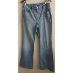 Old Navy Womens Size 14 34x31 Wow Flare High-Rise Light Wash Jeans